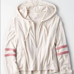 AE zip up cream colored